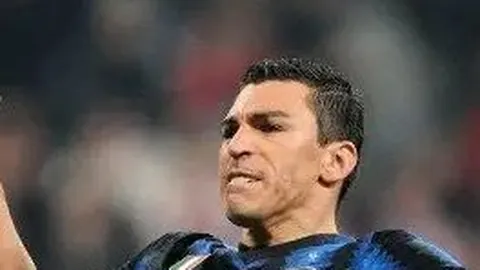 欧冠赛场上的独步天下！萨拉赫连续3年挑战马德里双雄，每场过人至少5+，传奇再现！